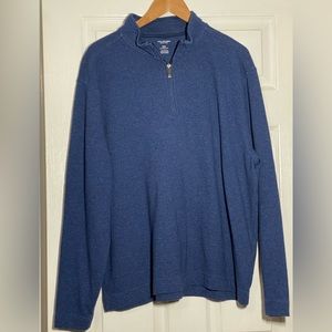 Mens like new XXL Van Heusen 3/4 zip up in a medium blue